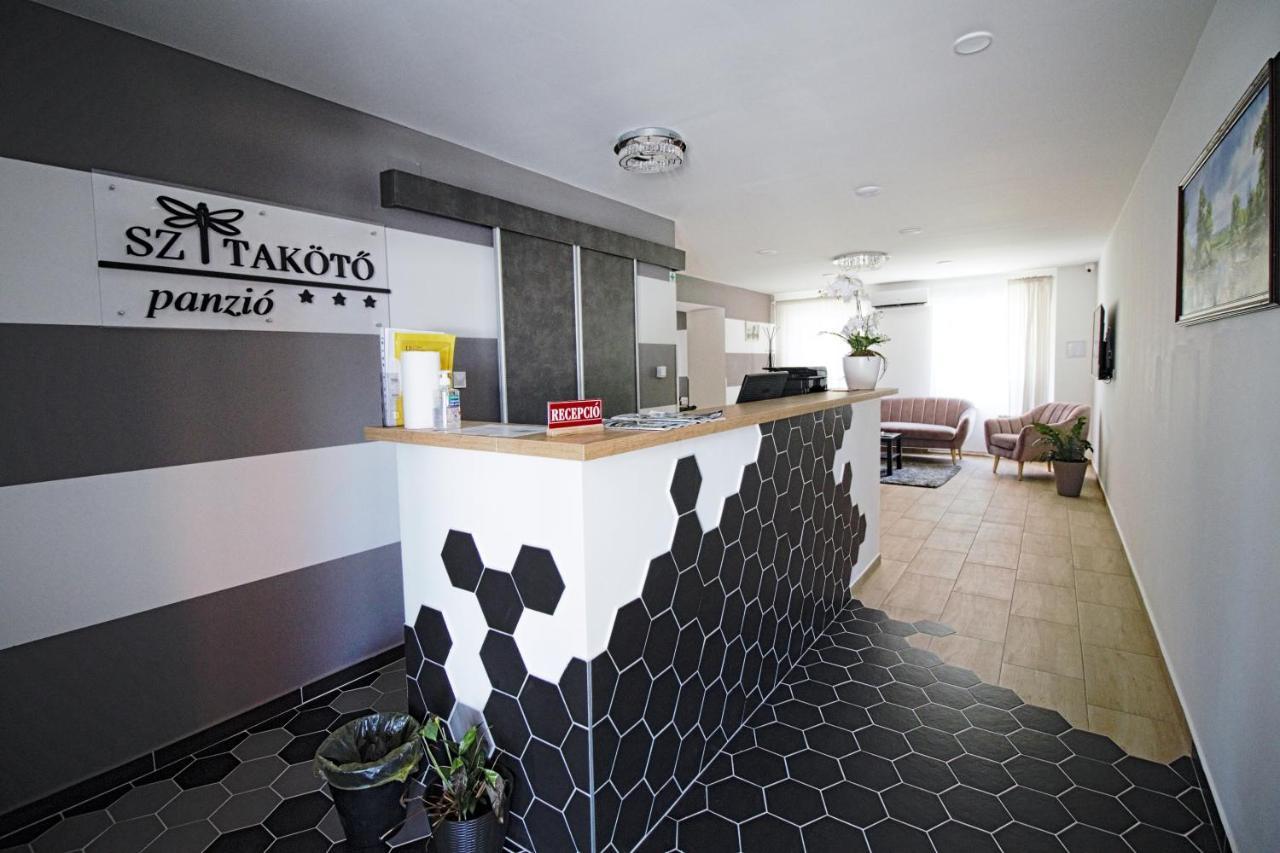 Szitakoeto Panzio Hotel Tiszafured Exterior photo